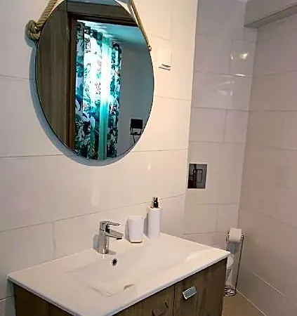 Vivenda De 6 Quartos Com Piscina Privada アルブフェイラ